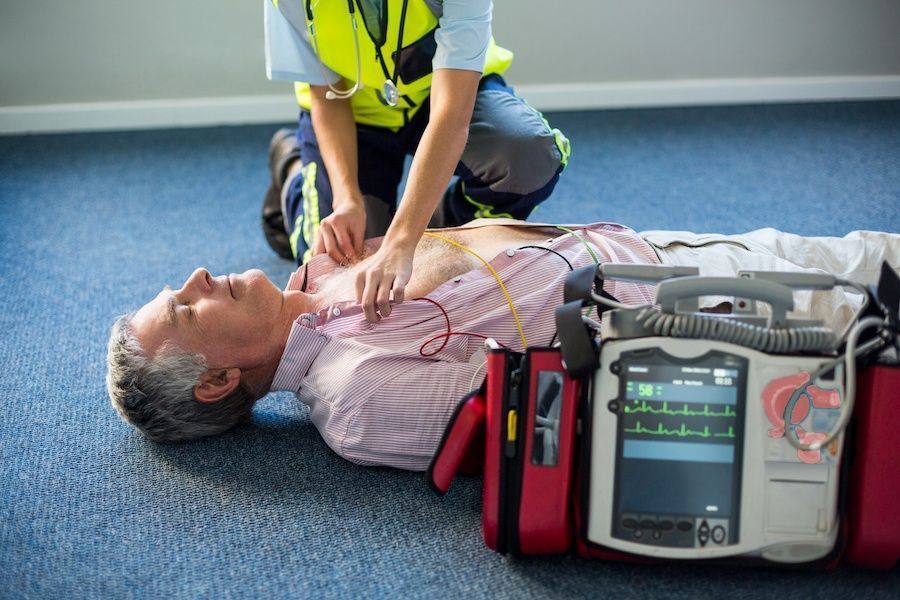 CORSO UTILIZZO DEFIBRILLATORE